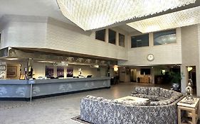 Shilo Inn Suites Hotel - Portland Airport